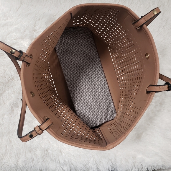 Bag - Picture 2 of 2